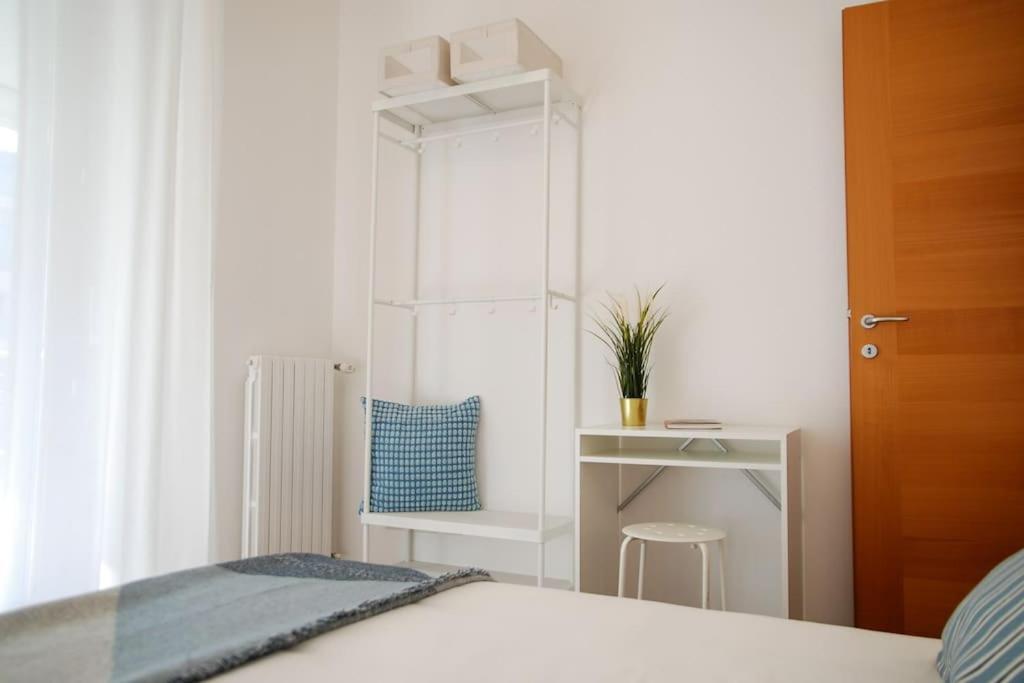 Home & Pet - Milano Trilocale Promenade Santa Giulia エクステリア 写真